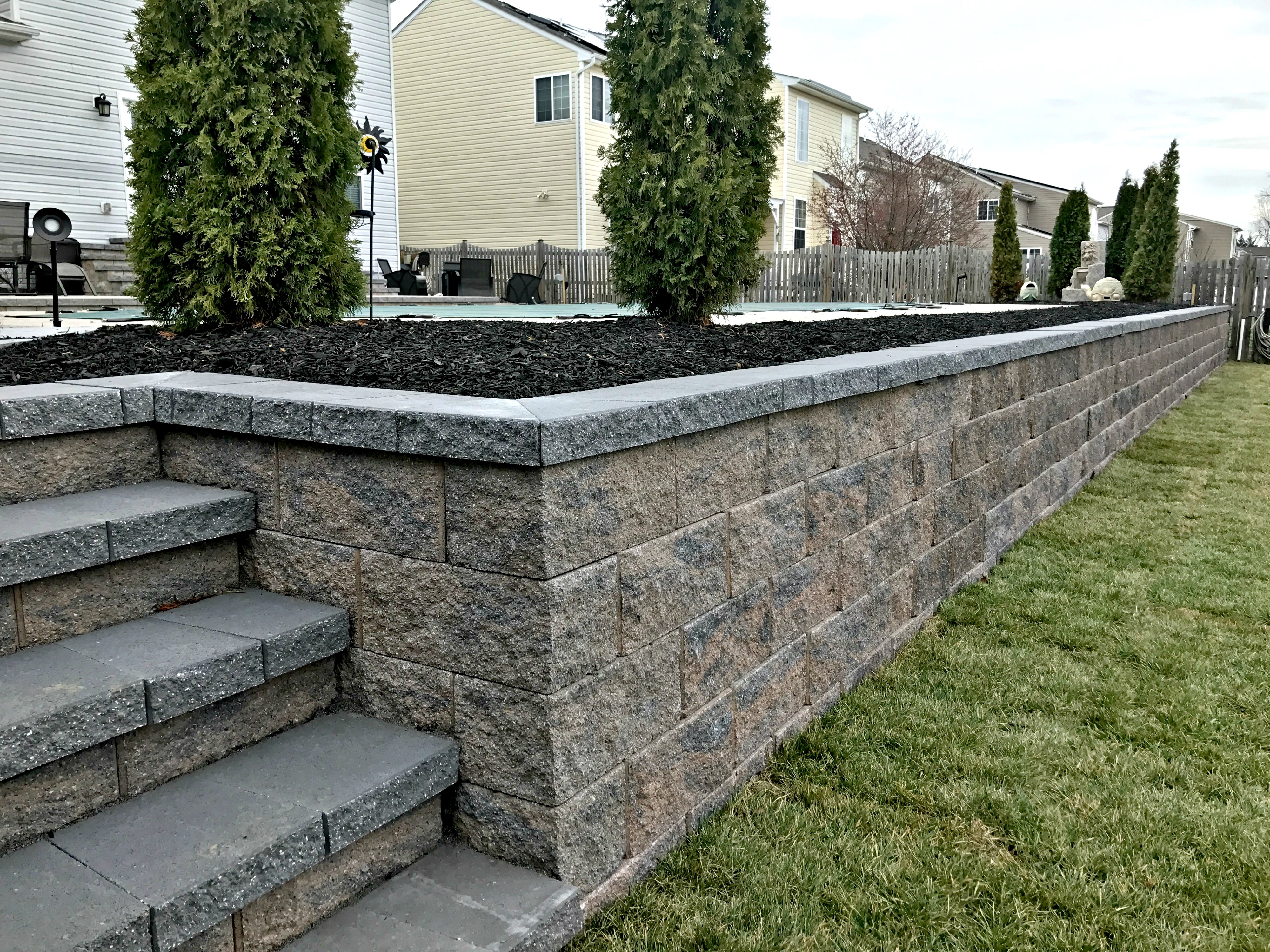 Retaining Wall with Steps Retaining Wall with Steps